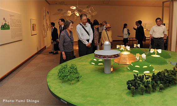 The artists who studied with Ryohei Koiso at Tokyo University of the Arts I Susumu Shingu - Playing on the Earth at Kobe City Koiso Memorial Museum of Art